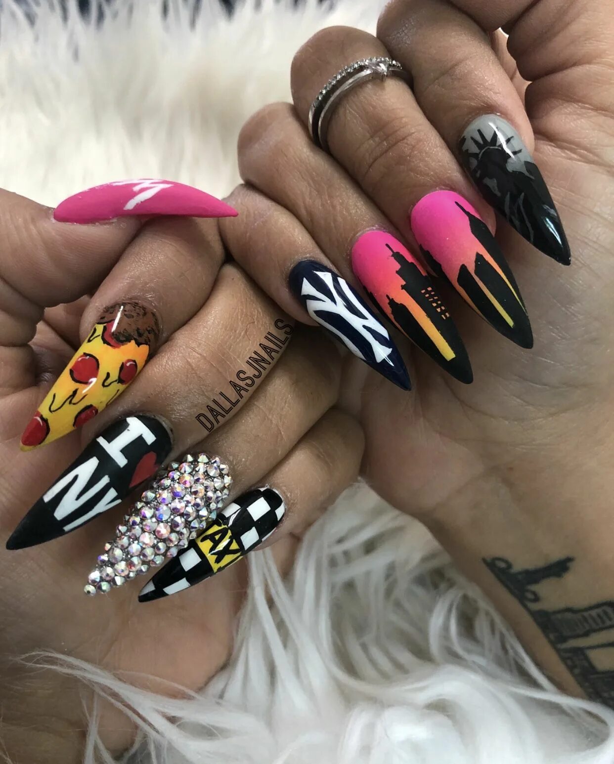 Крутой дизайн ногтей Pin on ♥ NAILS ♥ Nyc nails, Dope nails, Fabulous nails