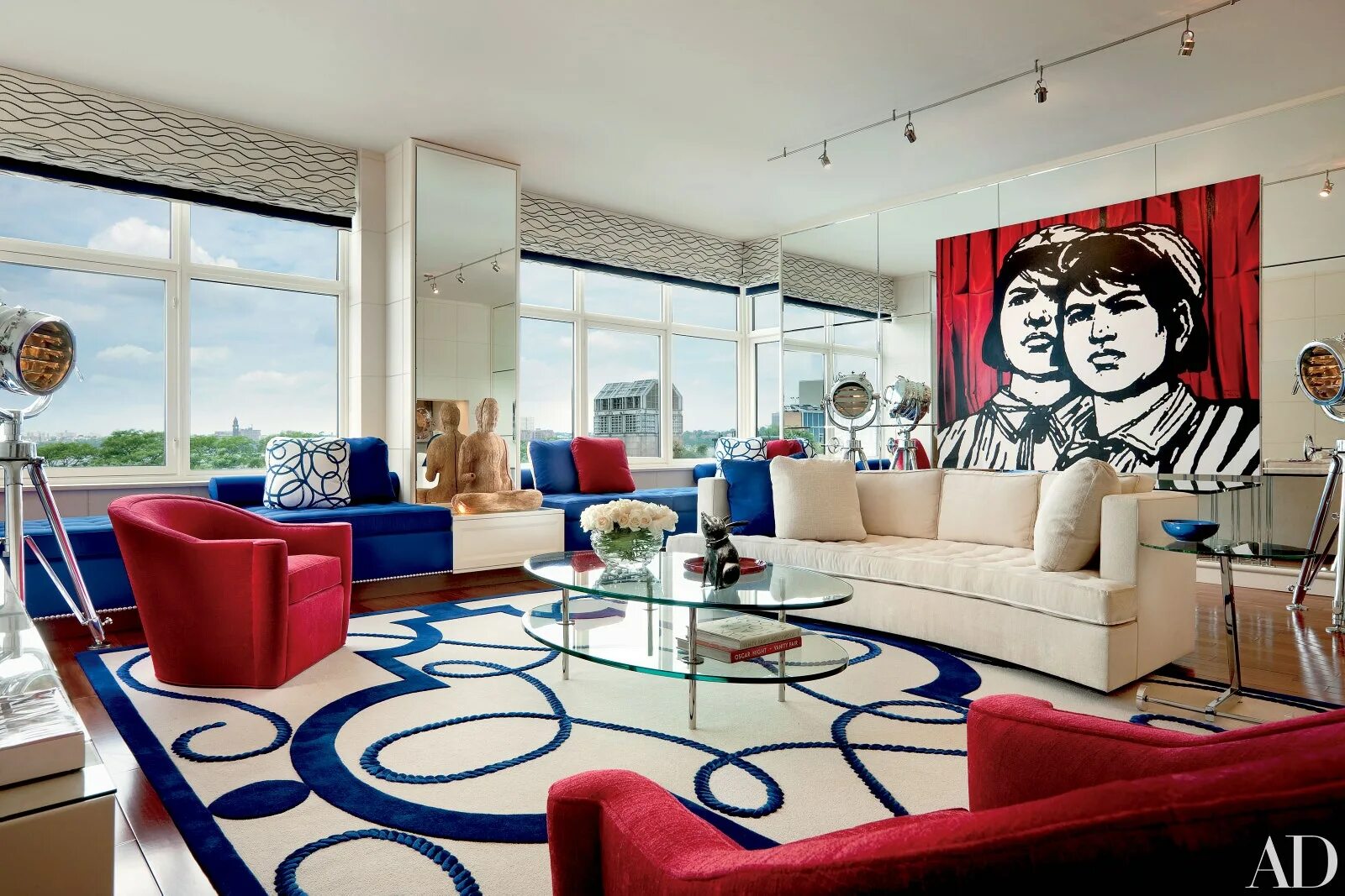 Крутой дизайнер интерьера Oliver Stone’s Vibrant Nautical-Themed Manhattan Apartment Architectural Digest