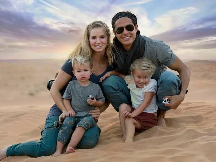 Крутой фото семьи A 28-year-old's strategy for saving his Snapchat millions Bucket list family, Tr