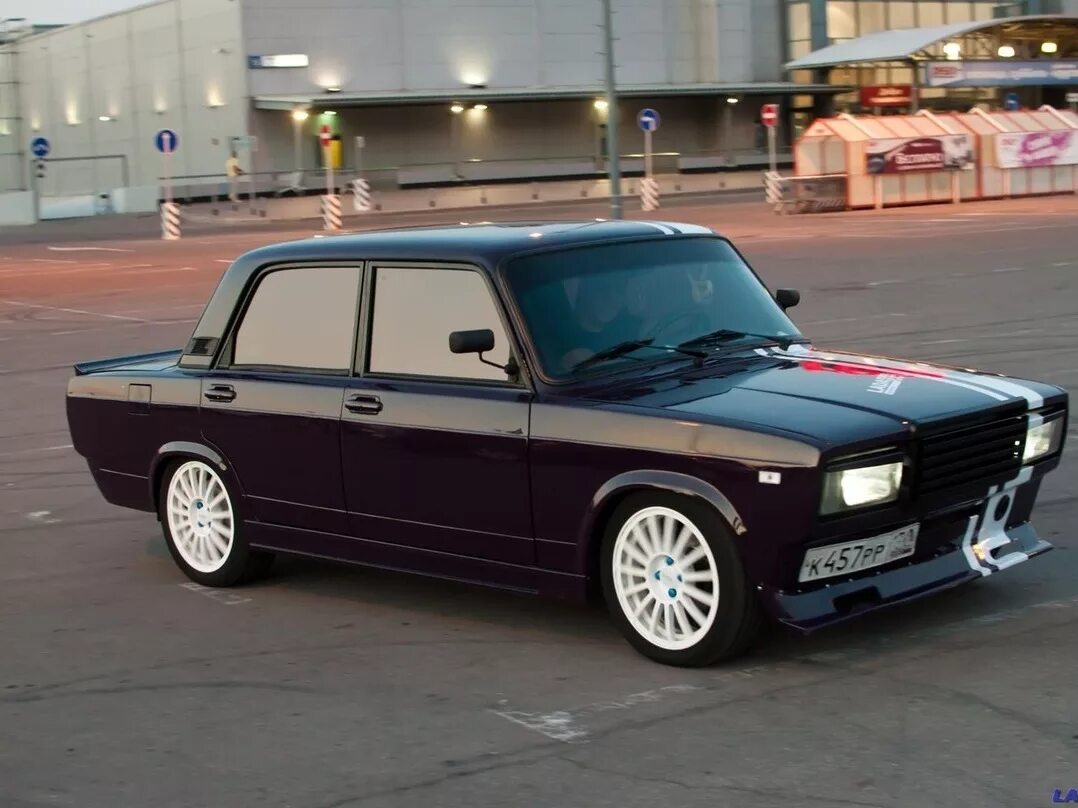 Крутой тюнинг ваз 2107 Вот такую хочу сделать) - Lada 21073, 1,5 л, 2002 года тюнинг DRIVE2