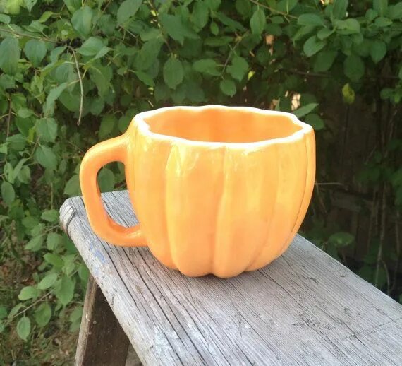 Кружка тыква фото This item is unavailable - Etsy Pumpkin cups, Cute coffee mugs, Hot fall drinks