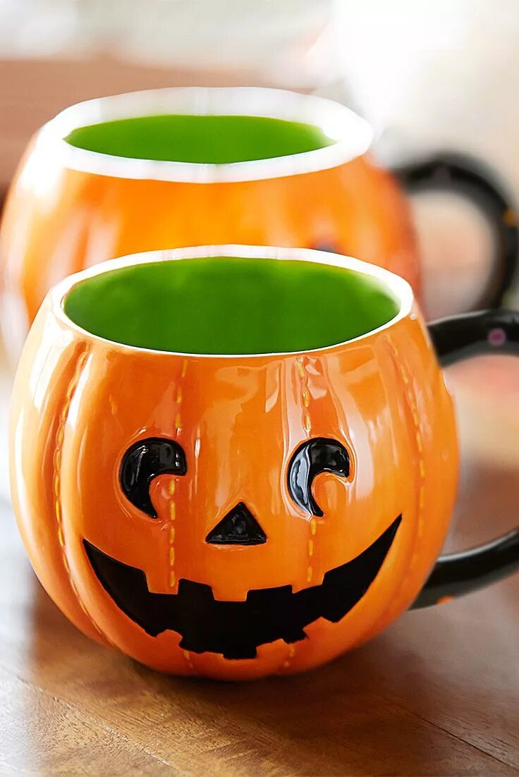 Кружка тыква фото Carve out a space in your cupboard for a handcrafted Jack-o'-Lantern Mug from Pi