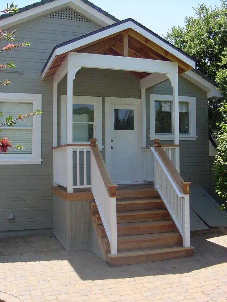 Крыльцо для частного закрытого типа фото Porch Design Ideas Porch Photo Gallery Rustic front porch, Front porch steps, Po