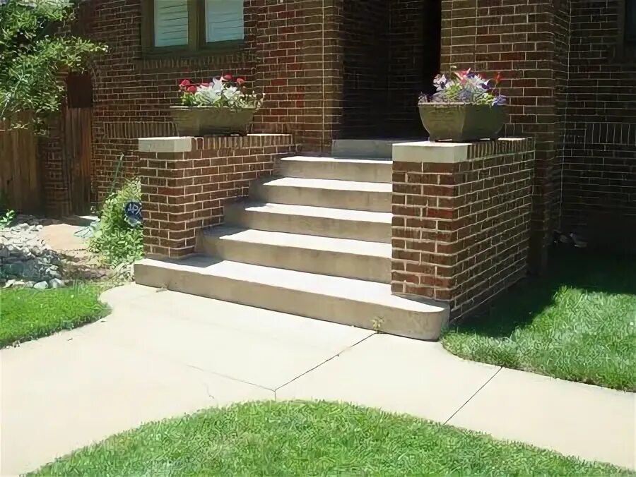 Крыльцо из кирпича фото Bricks for front steps Brick repair, Front house landscaping, Exterior stairs