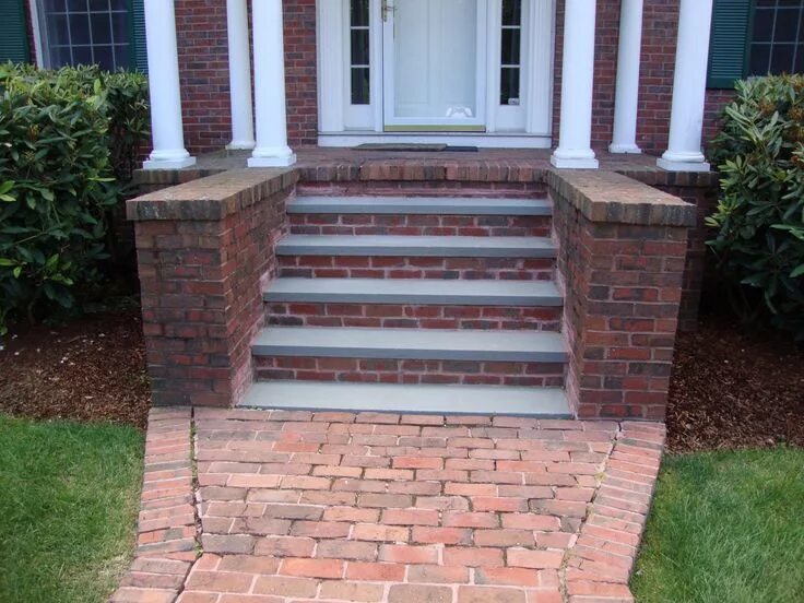 Крыльцо из кирпича фото Spring 2010: Outdoor Improvements Brick steps, Exterior stairs, Front porch step