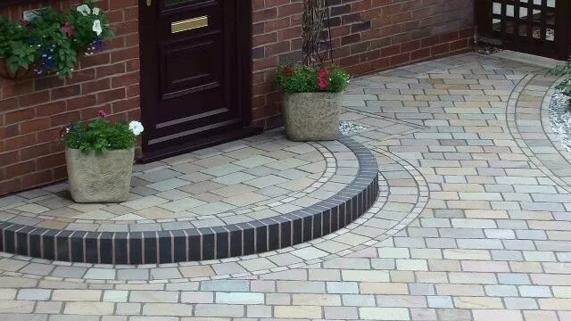 Крыльцо из тротуарной плитки фото Marshalls Fairstone Driveway in Walkden Manchester Bahçe, Manchester, Yürüyüş yo