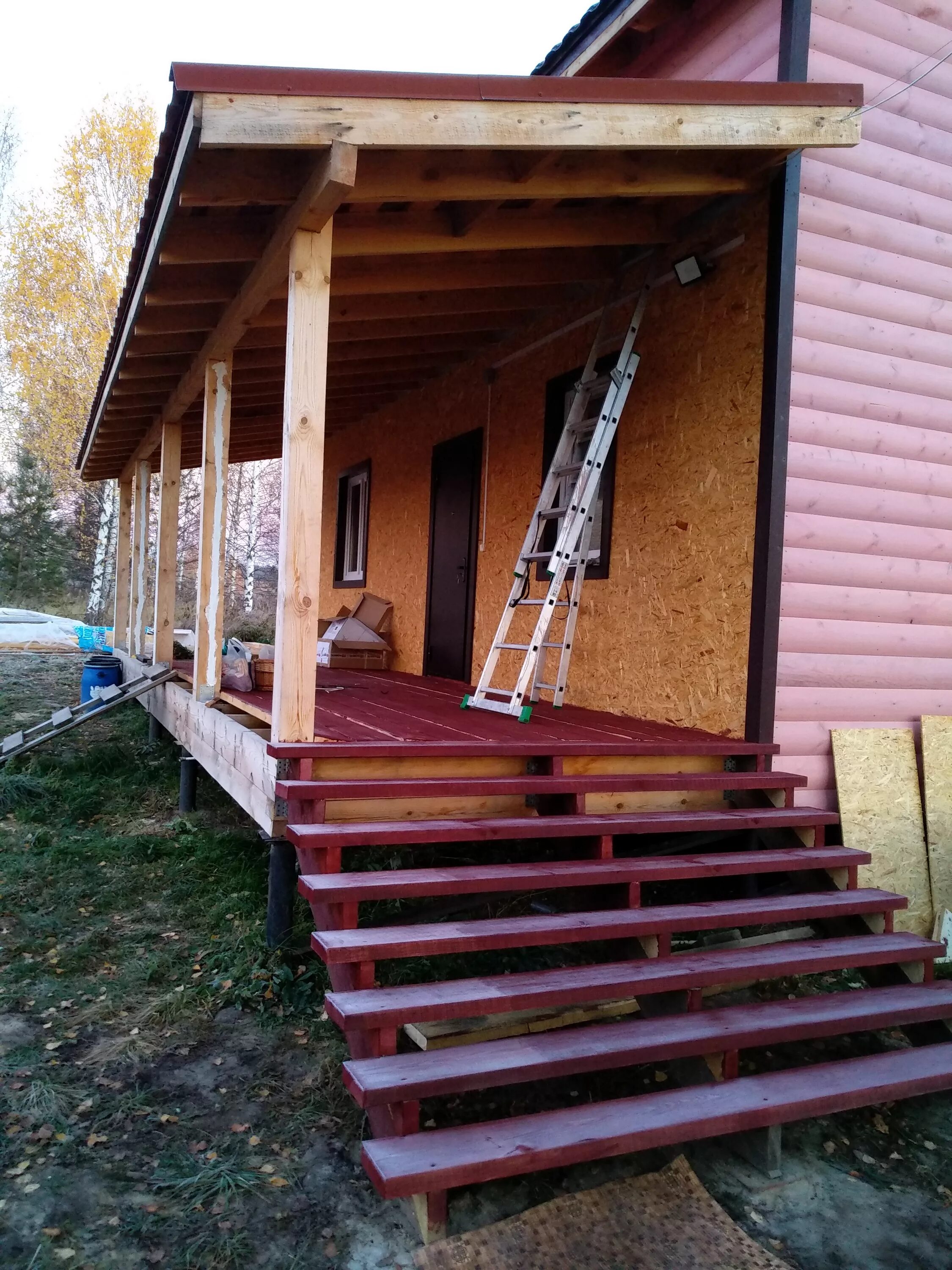 Крыльцо с односкатной крышей фото Подшить свесы и установить водосточку - обсуждение (33075416) на форуме nn.ru
