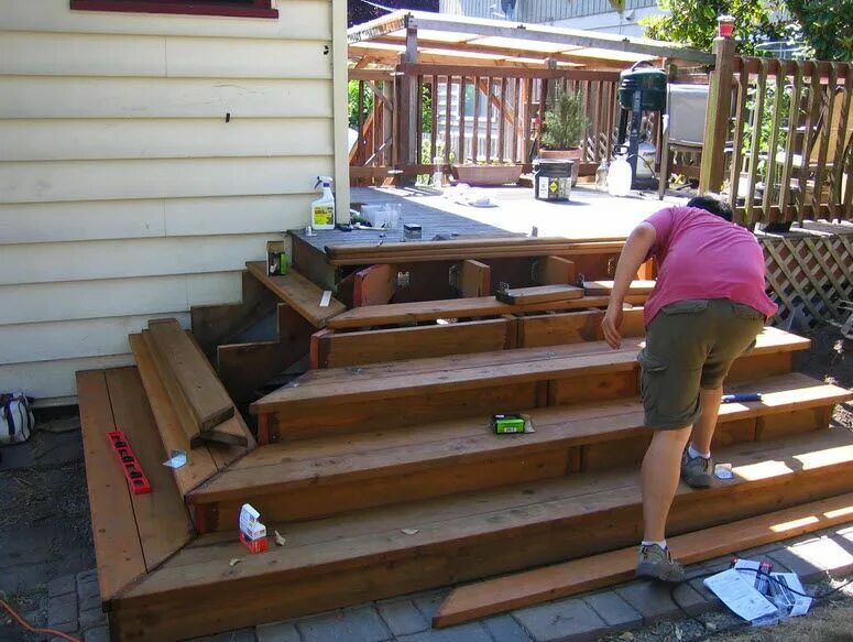 Крыльцо ступеньки своими руками фото A beautiful wooden deck can compliment any sort of #landscaping services. Buildi