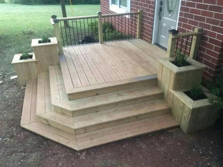 Крыльцо своими руками на даче из дерева Pin by Teresa Steele on Outdoors Patio stairs, Patio deck designs, Deck designs 