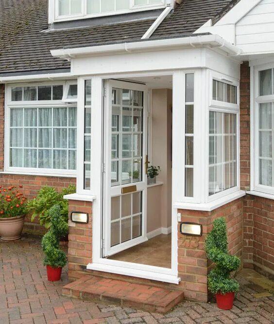 Крыльцо закрытое для частного фото Pin on la casa Porch design, House with porch, Front porch design