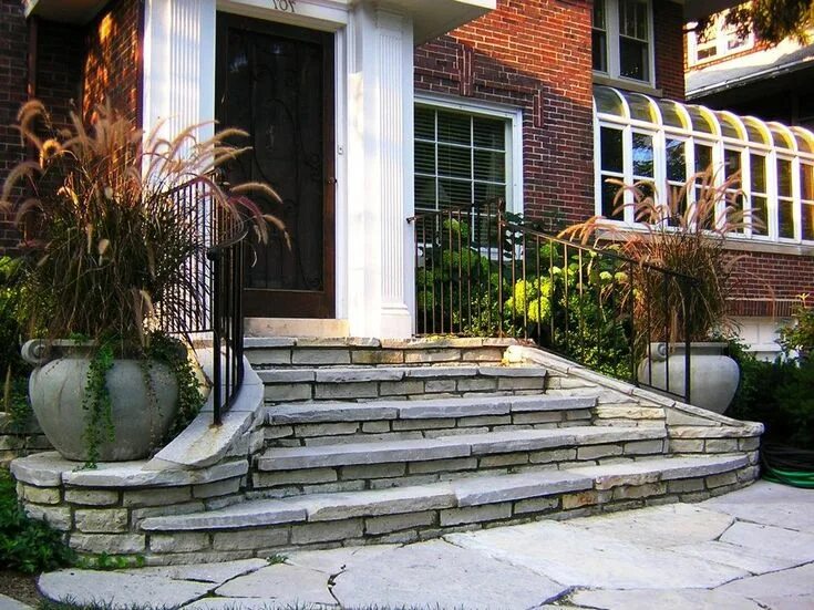 Крыльцо здания фото Pin on Gardening Front porch stone, Patio stairs, Front porch steps
