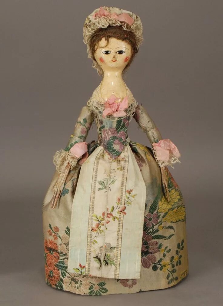 Кукла пандора франция 17 век фото Georgian wooden doll. 15" tall, painted skin, glass eyes, mohair wig, jointed hi
