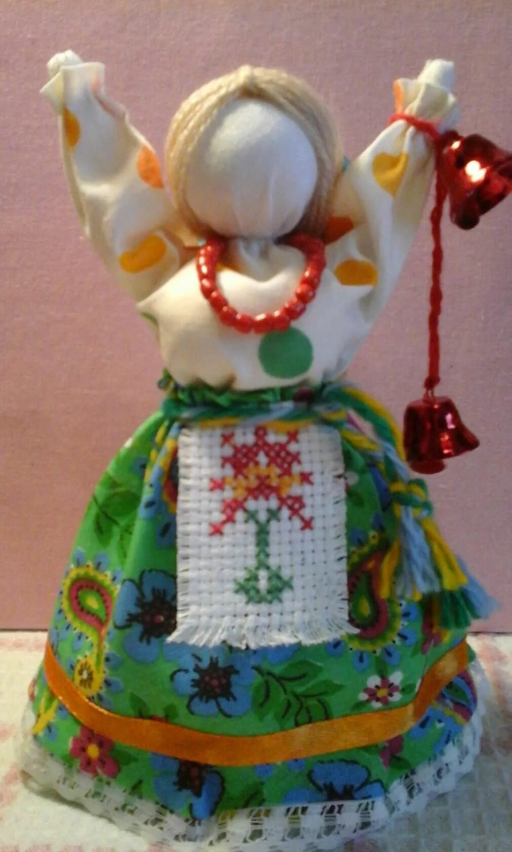 Кукла радостея мастер класс пошагово с фото радостея Fabric dolls, Crafts, Christmas ornaments