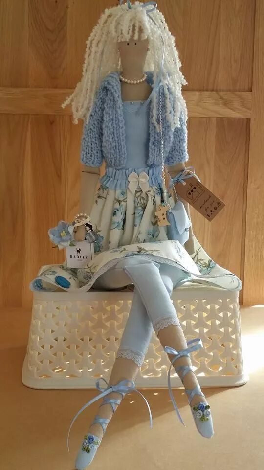 Кукла тильда фото Pin by Eva Lesko on Babák Sewing dolls, Dolls handmade, Cute dolls