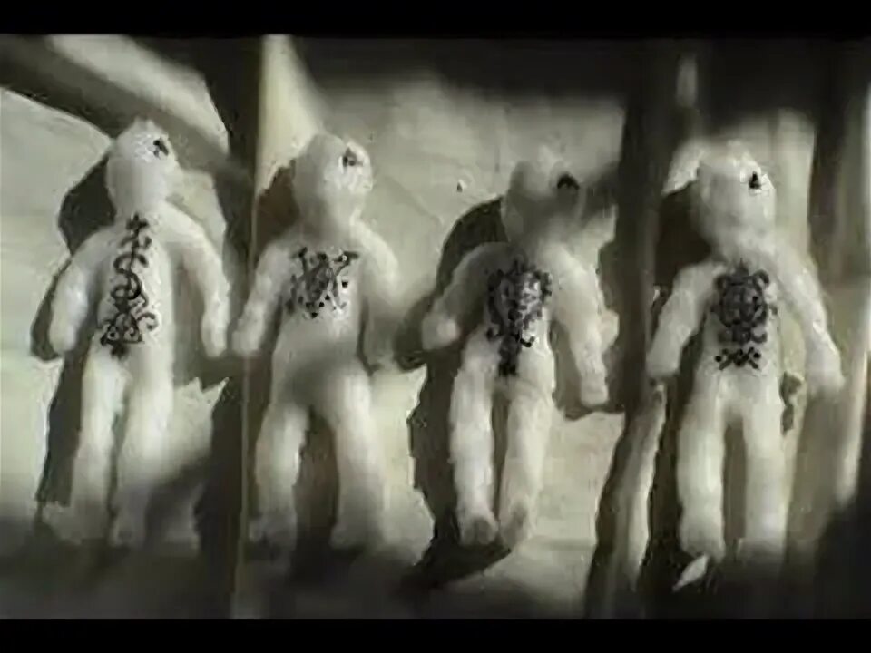 Кукла вольт фото SCARY Haunted VOODOO Doll Caught on Tape