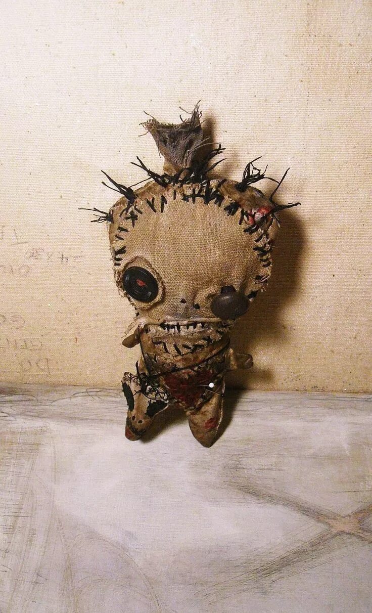 Кукла вуду страшное фото Junker Jane Art Dolls and Soft Sculptures: December 2012 Art dolls, Voodoo dolls