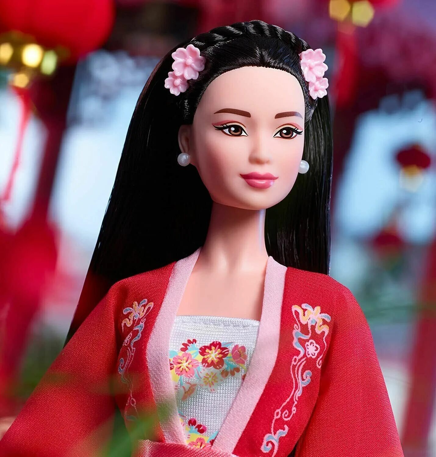 Куклы мира фото Кукла Barbie Lunar Chinese New Year HCB93 купить по цене 4999 ₽ в интернет-магаз