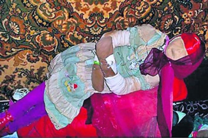 Куклы москвина фото Rusya'da bir adam 150 çocuğu mezardan çıkarıp mumyaladı