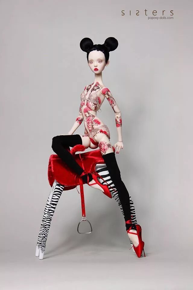 Куклы сестер поповых фото KLASSIK ART GALLERY Popovy Sisters ' Luxury Dolls Limited Collection' Moscow Rus