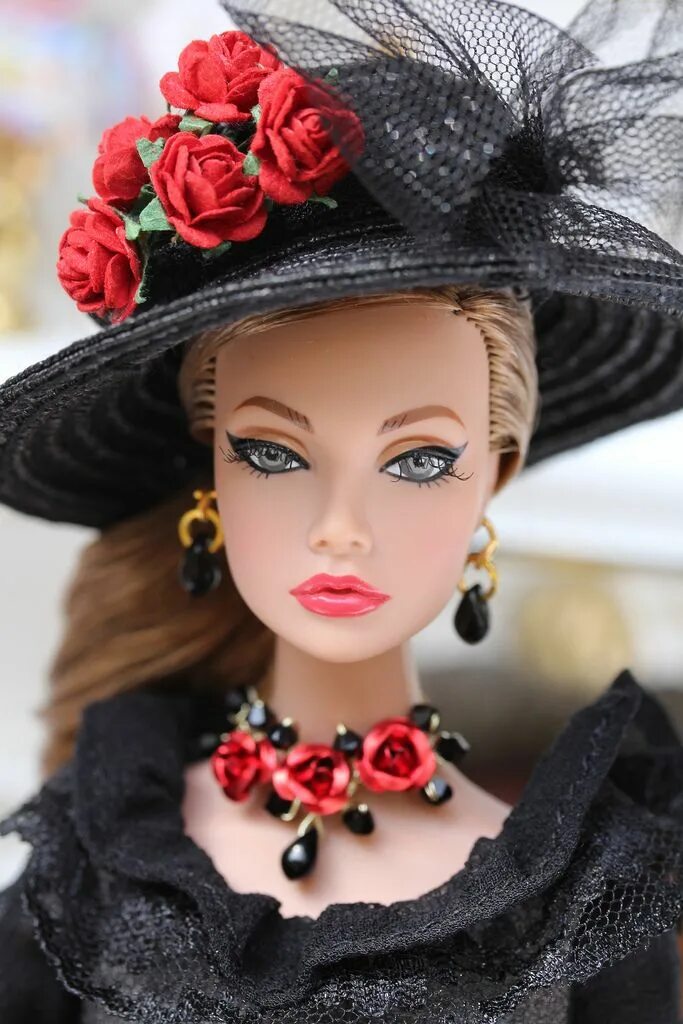 Куклы в черных шляпках фото Spicy in Spain Poppy Parker Fashion dolls, Beautiful barbie dolls, Barbie hat