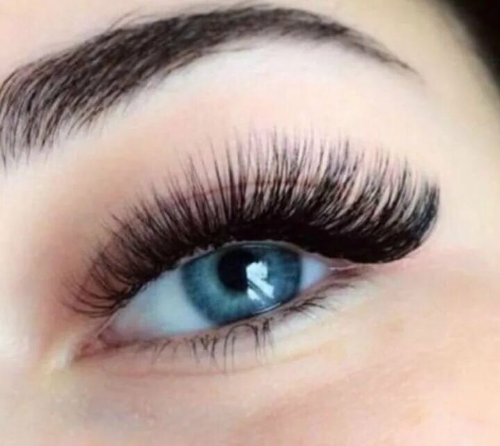 Кукольно лисий эффект наращивание ресниц 2д фото Panorama: LoginovaLash, eyebrow and eyelash salon, Mytischi, ulitsa Akademika Ka