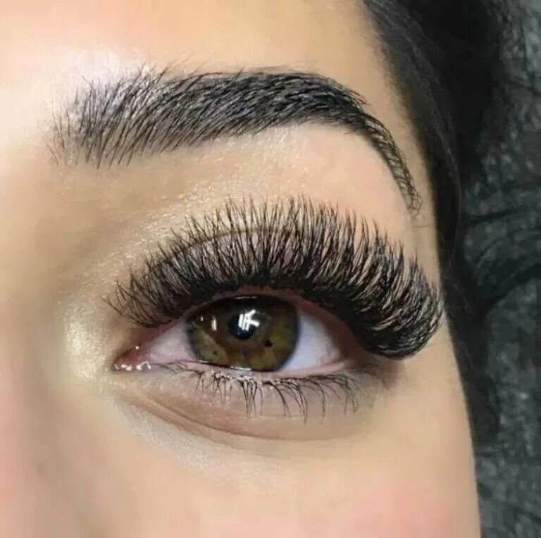 Кукольный эффект в наращивании ресниц 3д фото Mila_lashes008, салон бровей и ресниц, ул. Коста Хетагурова, 44А, Пятигорск - Ян