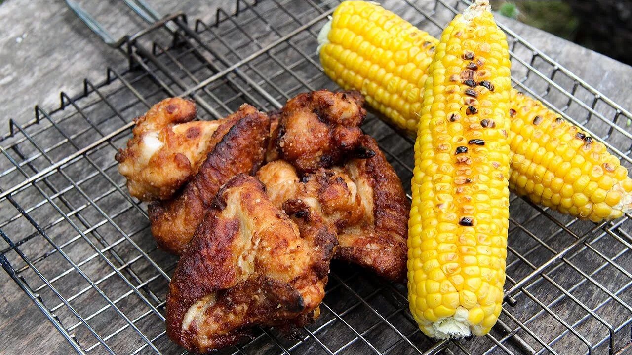 Кукуруза с мясом фото Куриные крылышки в медово соевом маринаде и кукуруза на гриле VKAZANE - YouTube