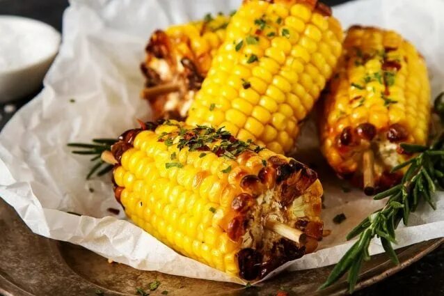 Кукуруза с мясом фото Baked corn on the cob: the baked recipe of the simple and tasty side dish