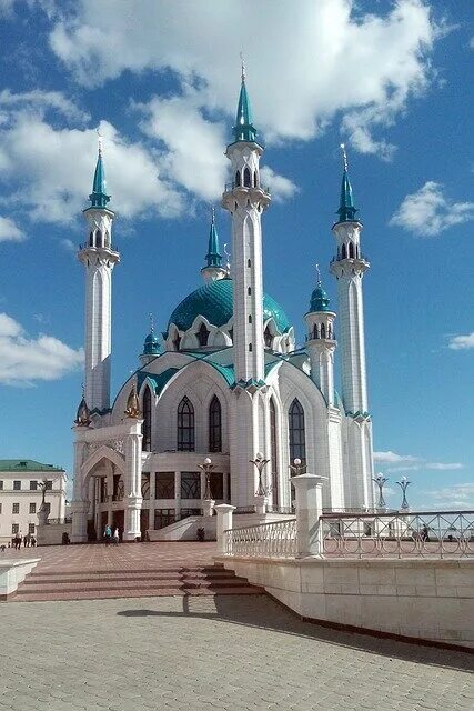 Кул шариф казанский кремль фото Проведение экскурсий в мгу в Набережных Челнах: 11 экскурсоводов с отзывами и це