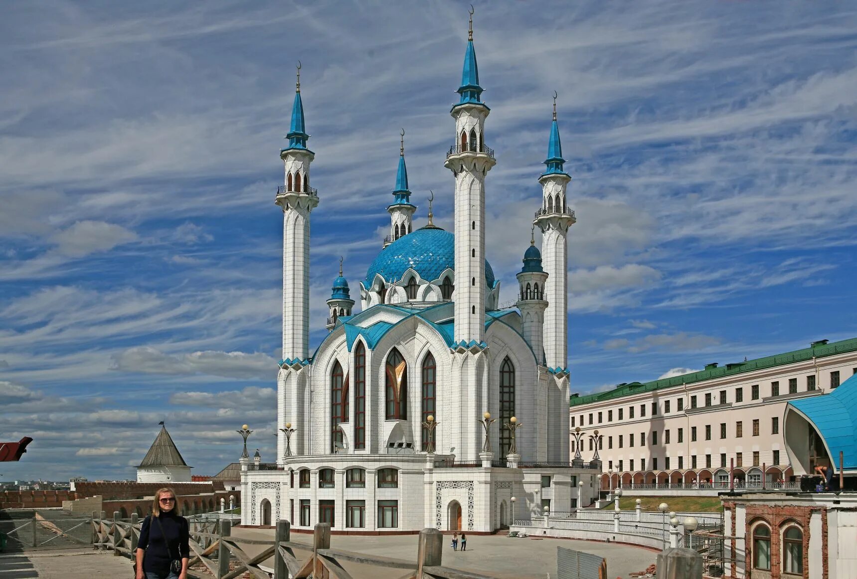 Кул шариф казанский кремль фото Что общего между мечетью Кул-Шариф и собором Василия Блаженного? / На тему дня /
