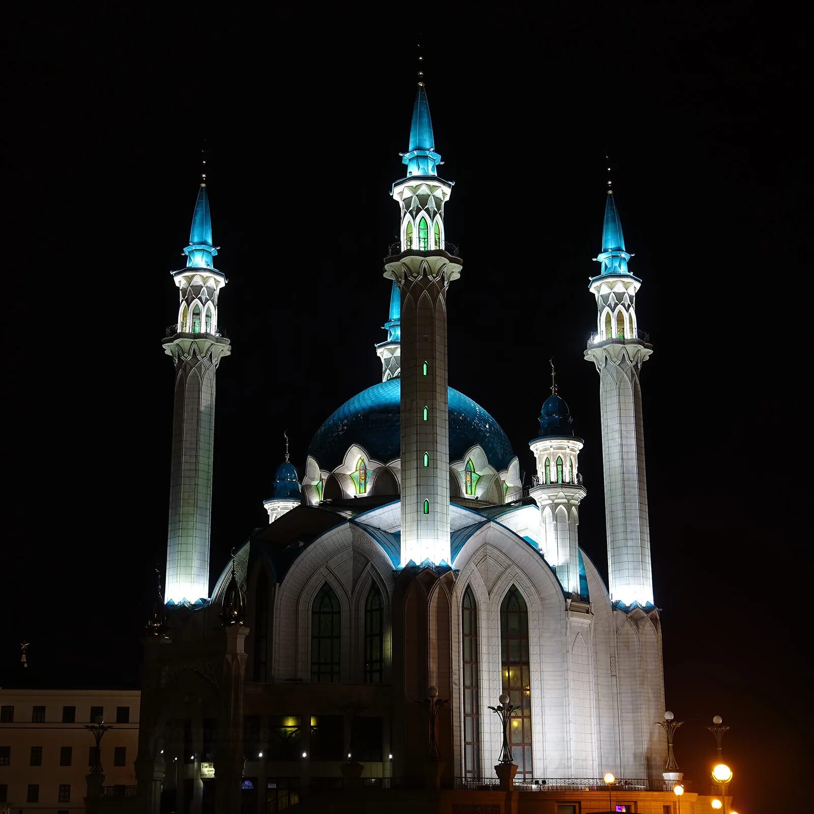 Кул шариф ночью фото Мечеть Кул Шариф в Казани