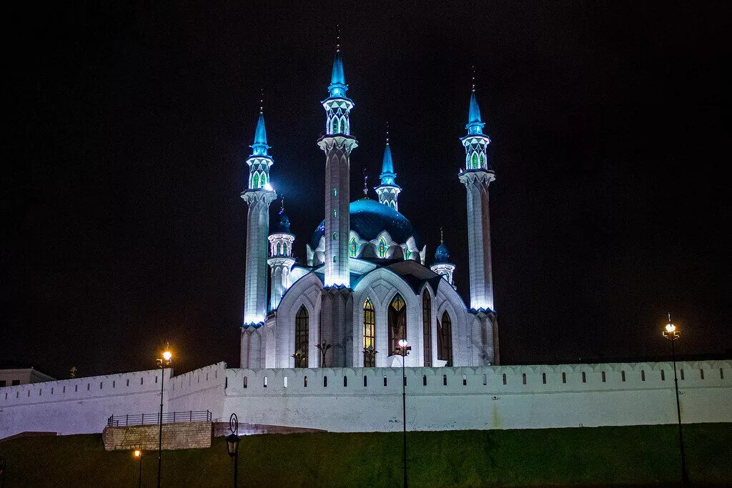 Кул шариф ночью фото ЭнергоПрогресс, электромонтажные работы, ул. Восстания, 102А, Казань - Яндекс Ка
