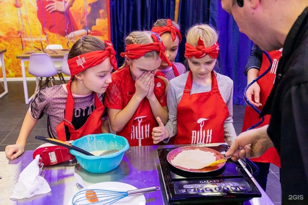 Кулинарное шоу cooknrun ул дзержинского 5 фото Адское кулинарное шоу CooknRun, кулинарное квест-шоу, улица Красных Партизан, 11