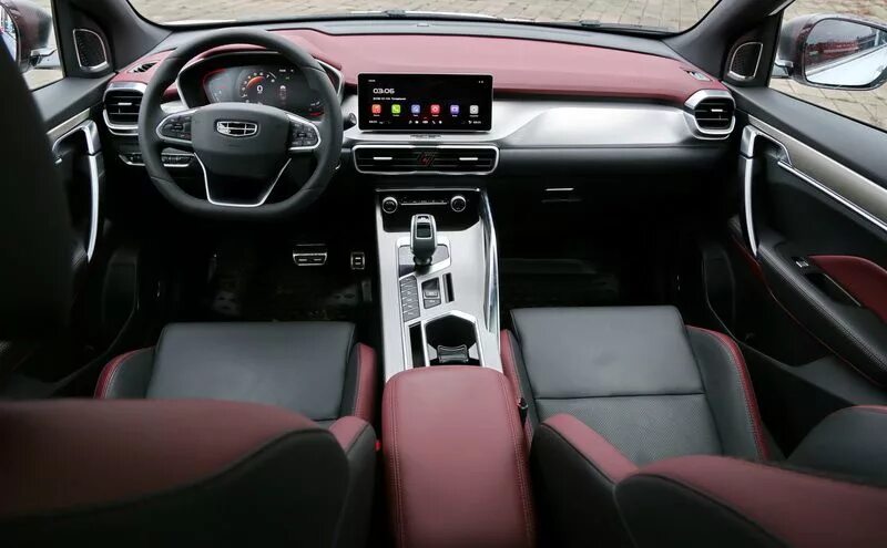Кулрей 2024 фото салона Geely подняла цены в Беларуси. Но не на все модели