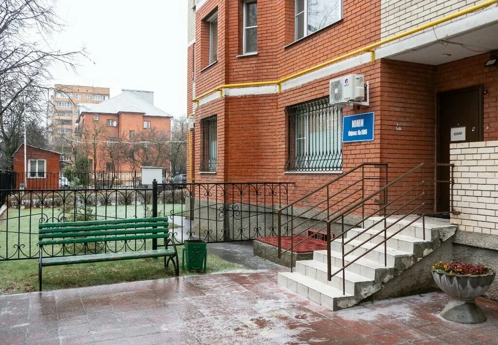 Культ ул докторова 2а микрорайон центральный фото Центр стоматологии Юми, стоматологическая клиника, ул. Докторова, 12А, микрорайо