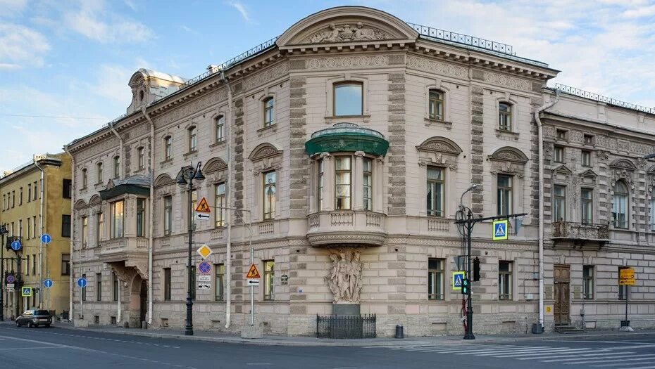 Культура дворцовая ул 8 фото Ратьков–Рожнов - голова: Миллионная улица, 7