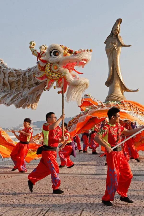Культура китая фото 4 raisons de célébrer le Nouvel an chinois à Macao Dragon chinois, Nouvel an chi