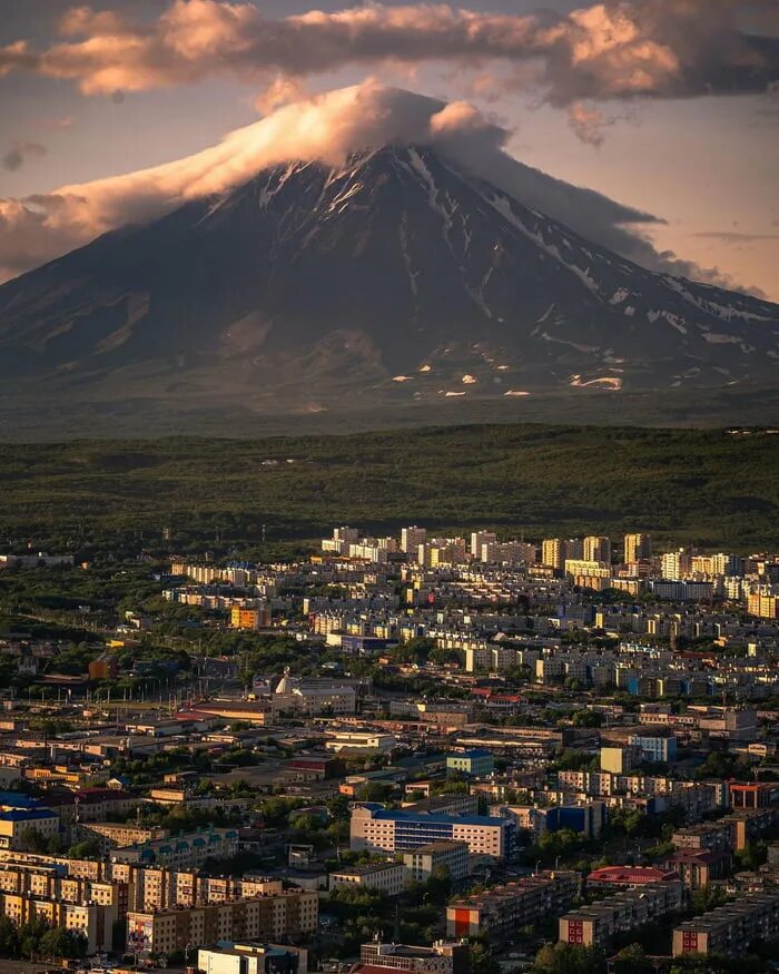 Культура восточное ш 1 петропавловск камчатский фото Petropavlovsk-Kamchatskiy, Russia - 9GAG