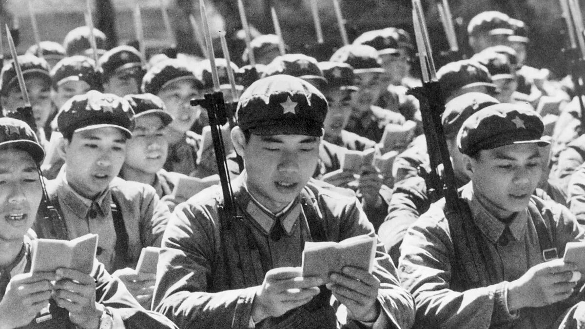 Культурная революция в китае фото BBC World Service - Witness History, Chairman Mao's Cultural Revolution