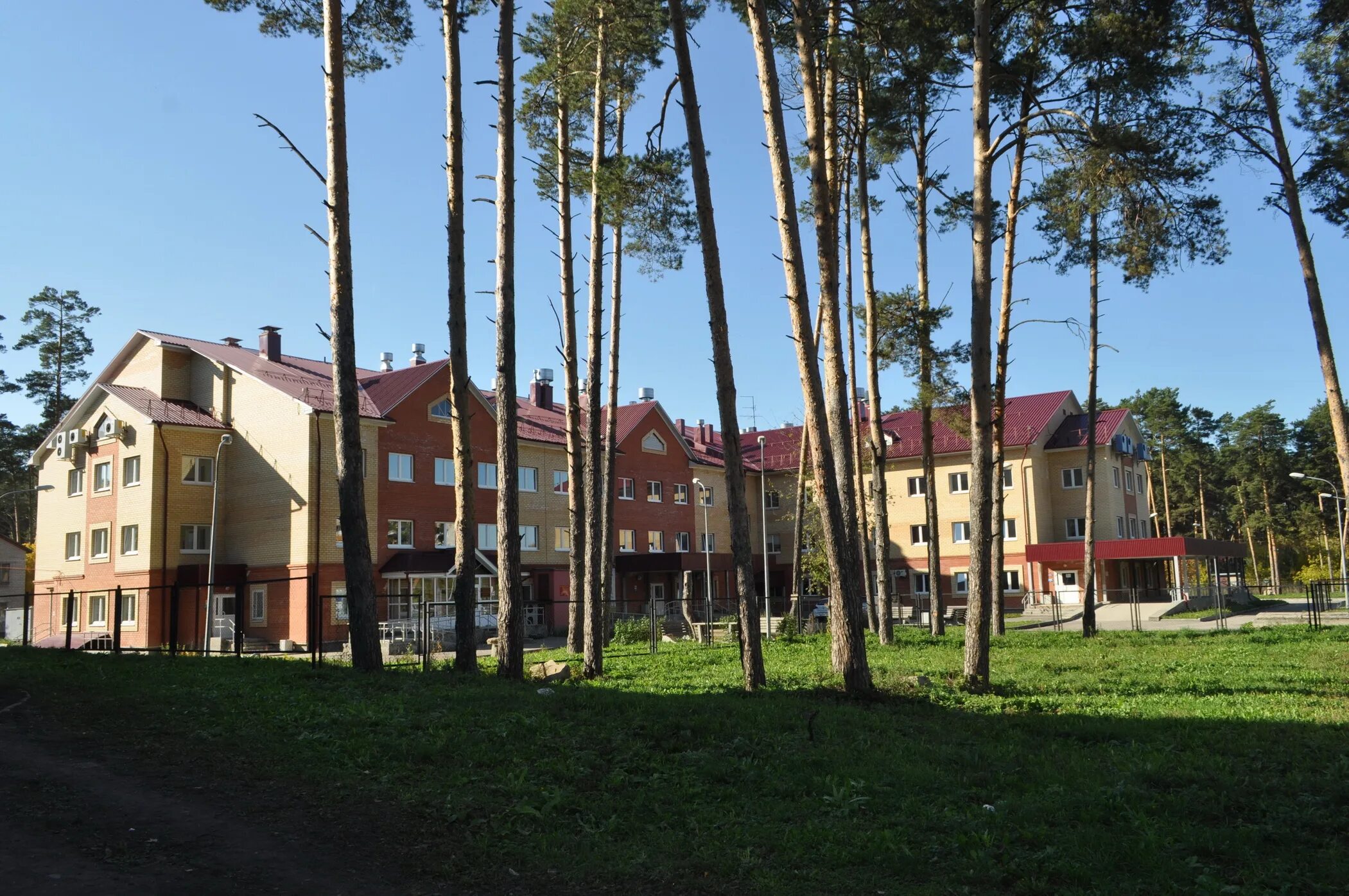 Кунгурская больница ул красногвардейцев 45в фото hospital's Кунгурская больница in specifics, ulitsa Krasnogvardeytsev, 45В - Yan