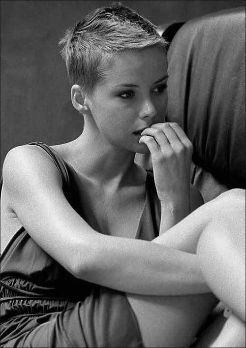 Куни короткая стрижка 60 Lovely Very Short Haircuts for Women Very short haircuts, Super short hair, R
