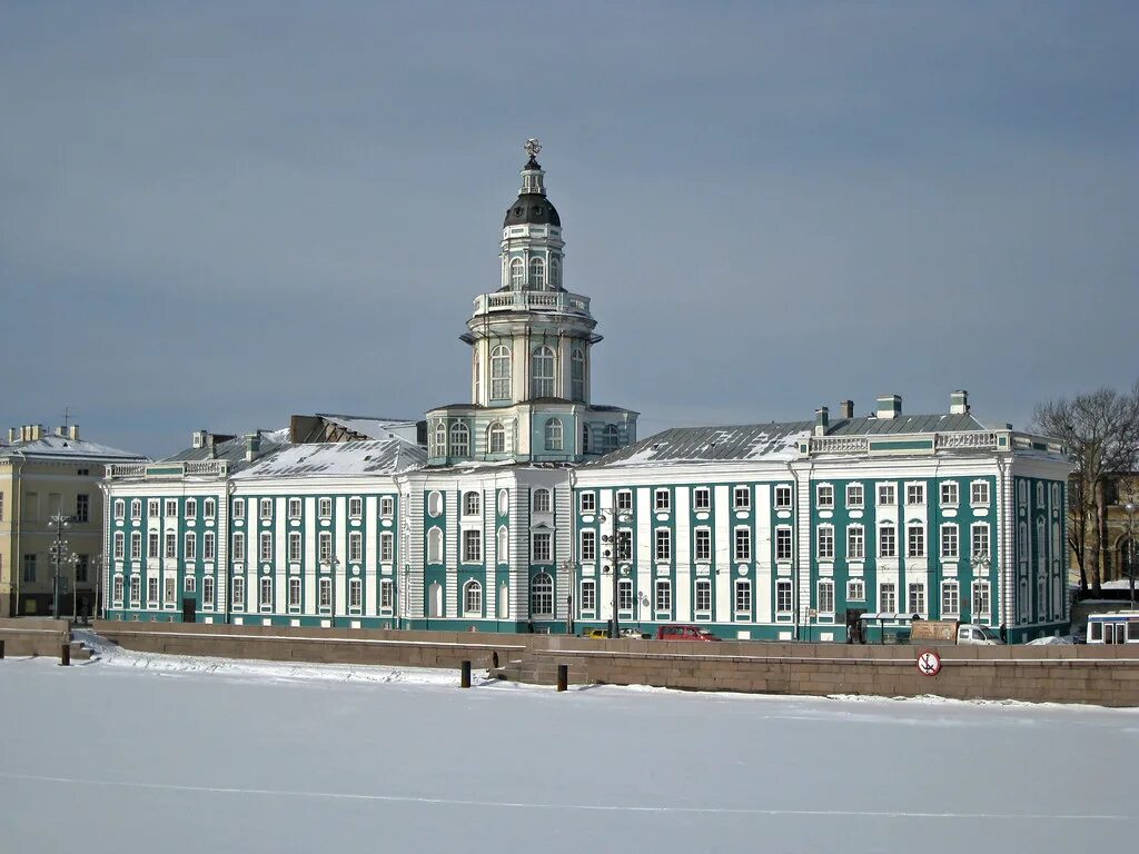 Кунсткамера фото здания The 'Kunstkamera' - St Petersburg Russia's first purpose-b. Flickr