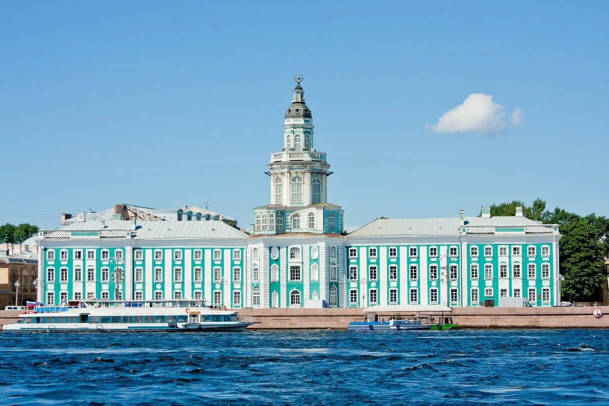 Кунсткамера фото здания снаружи Набережные Санкт-Петербурга ☀ с названиями и фото, где можно погулять - Tripster