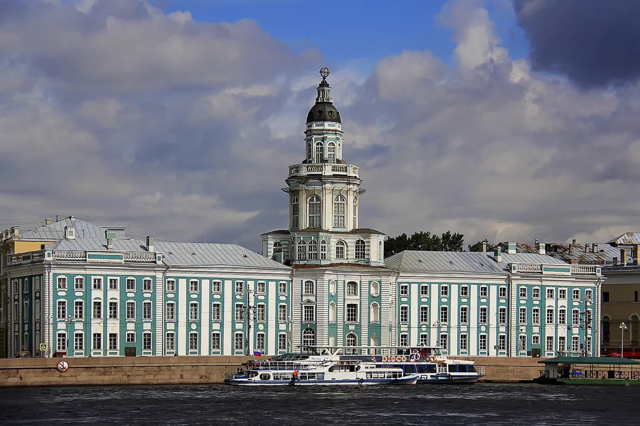 Кунсткамера санкт петербург фото здания 5292584_xlarge - Детское бюро "Культурный кот" - Куда пойти с ребенком в Санкт-П
