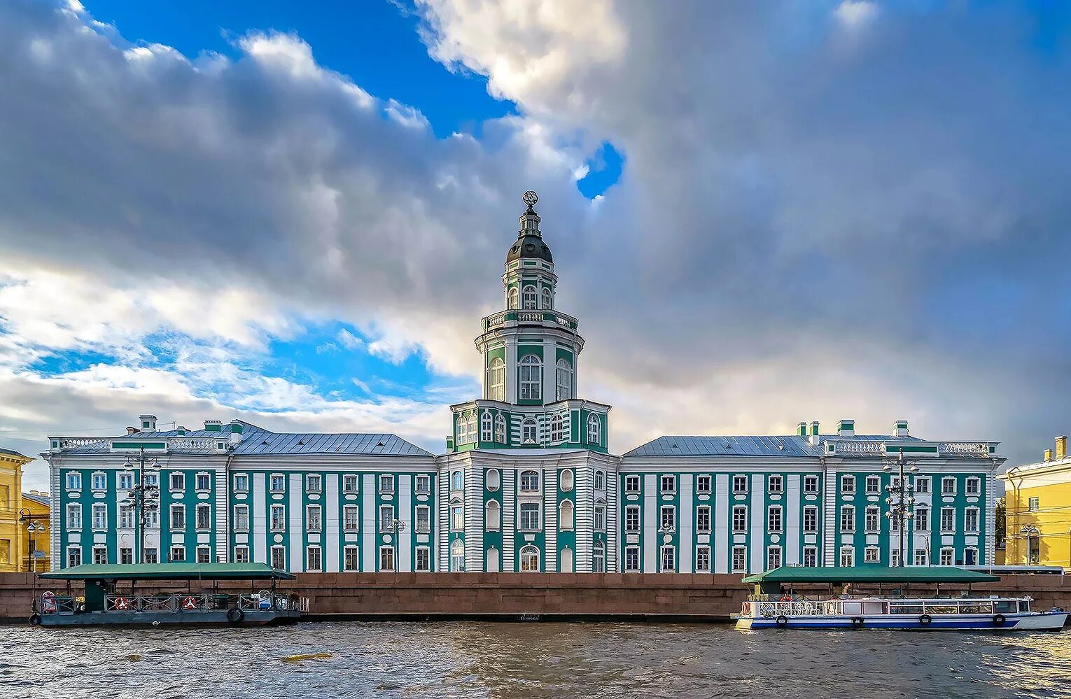 Кунсткамера в питере фото kunstkamera museum com Лучшие обзорные экскурсии по Санкт-Петербургу, первое знакомство с Петербургом