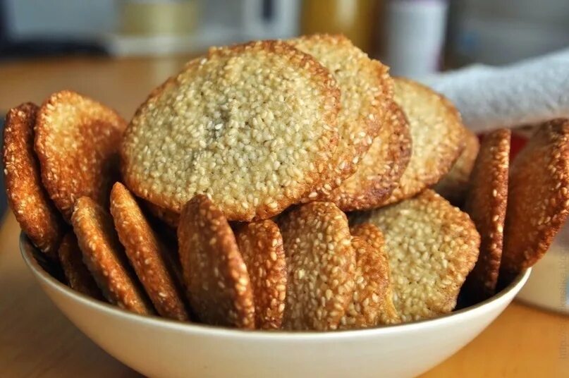 Кунжутное печенье рецепт с фото Вкусное кунжутное печенье Ингредиенты: -мука - 70 гр. -сливочное... Интересный к