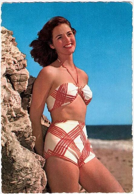 Купальник 50 годов фото Pin on Vintage: Beach Blanket Bingo