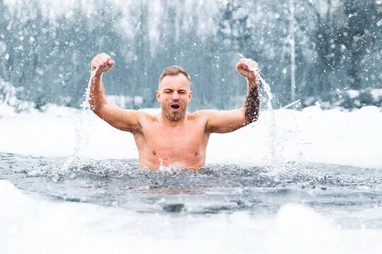 Купания зимой фото Ice Swim Зображення - огляд 127,072 Стокові фото, векторні зображення й відео Ad