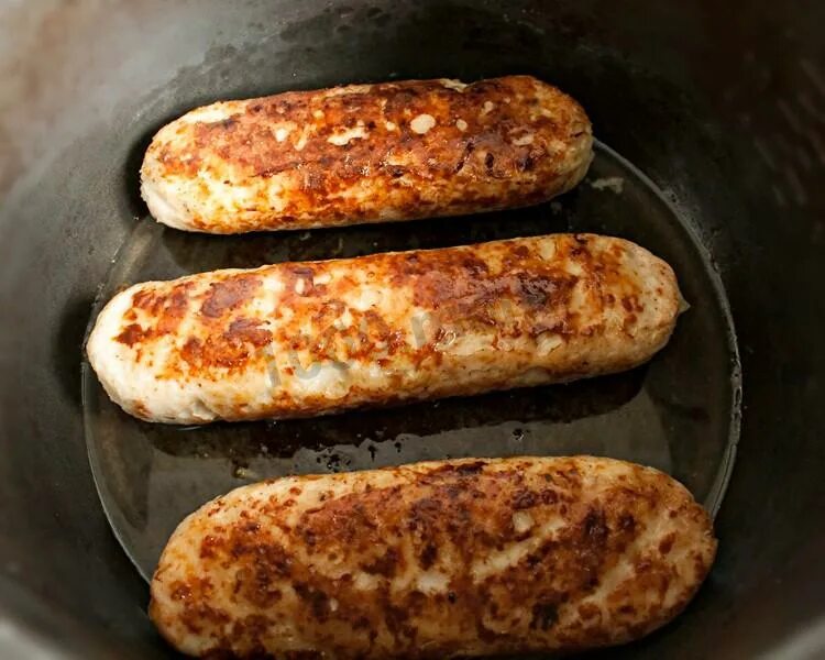 Купаты на сковороде фото Купаты в мультиварке рецепт с фото пошагово - 1000.menu