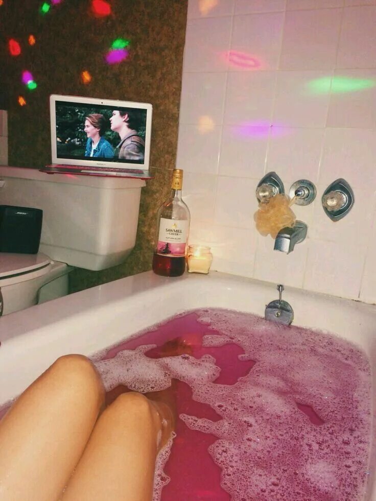 Купаюсь в ванной фото Pin von Alina Grt auf Poze Badeprodukte, Baden, Pink ästhetik